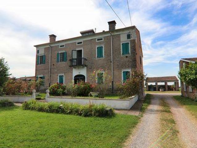 Villa 6 camere da letto, Polo Ceramico Lombardia ES88595611
