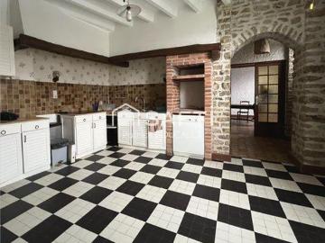 Villa 6 chambres, Marcay Poitou 86370 ES98366112