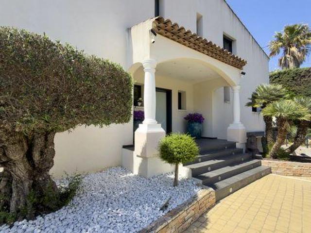Villa 6 chambres, Marseille Provence 13740 DLS103156916