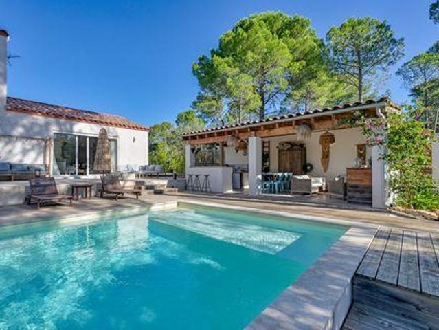 Villa 6 chambres, Nîmes Languedoc 30980 DLS105381977