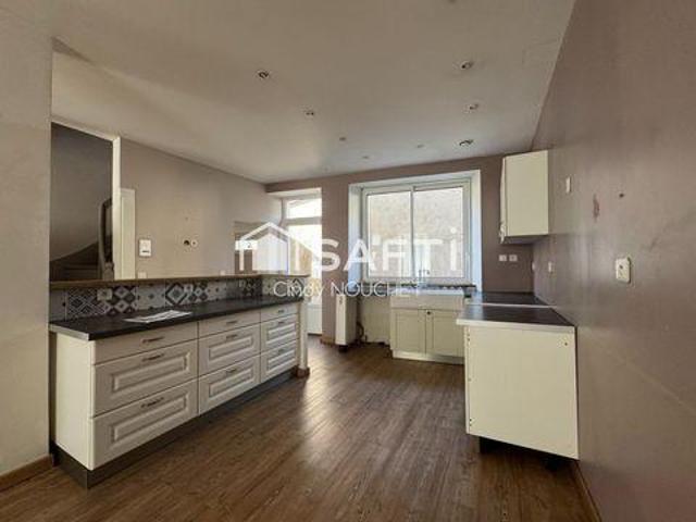 Villa 6 chambres, Noyen Pays de la Loire 72430 DS102581925