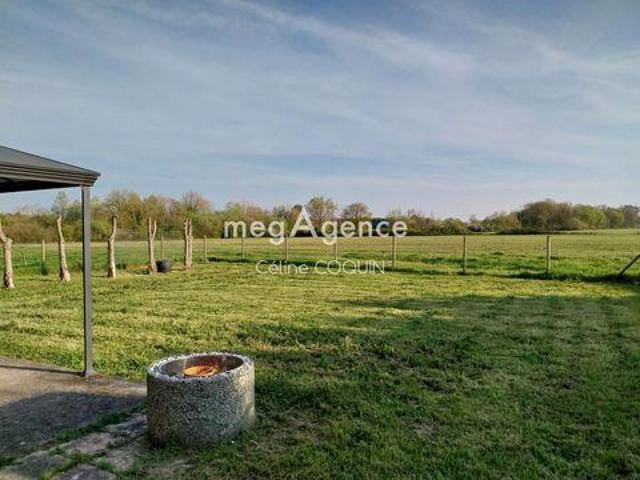 Villa 6 chambres, Bussac Poitou 17210 DS101490069