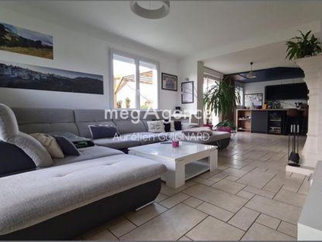 Villa 6 chambres, Bressuire Poitou 79300 DS98968533