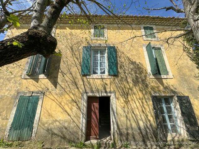 Villa 6 chambres, Caderousse Provence Alpes Côte d'Azur 84860 DS96312077