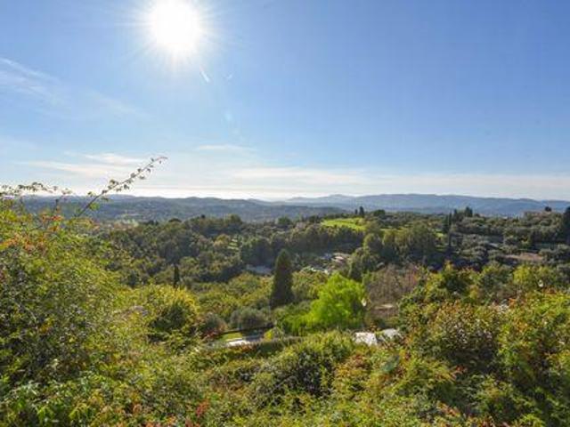 Villa 6 chambres, Châteauneuf Provence 06740 DS101118567