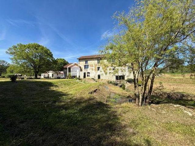 Villa 6 chambres, Crans Rhône 01320 DLS104891801