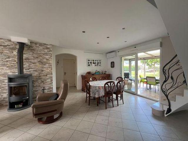 Villa 6 chambres, Larcay Centre 37270 DLS104110537