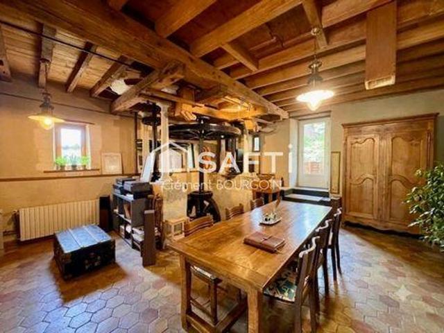 Villa 6 chambres, Le Grand Pays de la Loire 72150 DS103571818