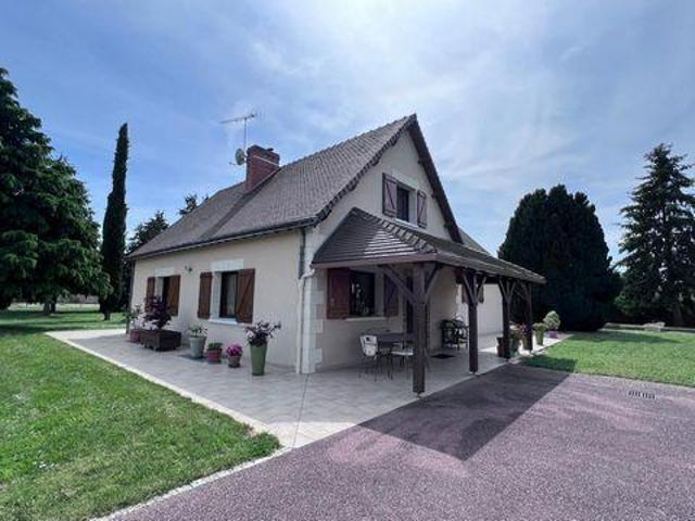 Villa 6 chambres, Les Ormes Poitou 86220 DS102581873