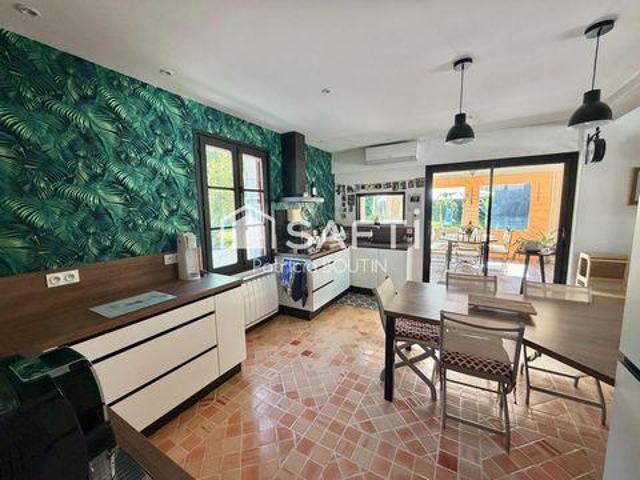 Villa 6 chambres, Lezay Poitou 79120 ES102473001