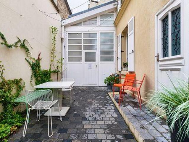 Villa 6 chambres, Paris Île 75018 ES105170944