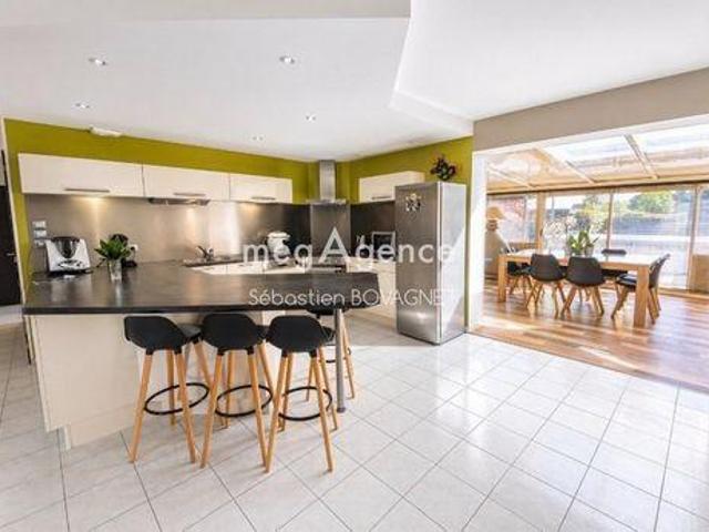 Villa 6 chambres, Souille Pays de la Loire 72380 DS101701042