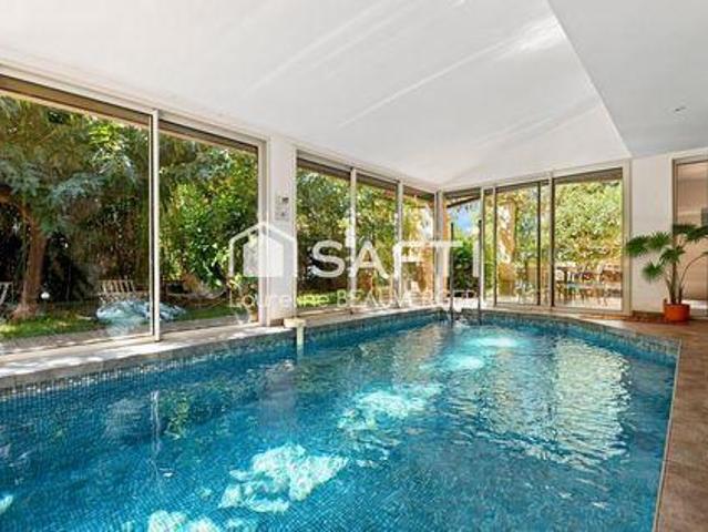 Villa 6 chambres, Toulon Provence 83000 DLS105472425