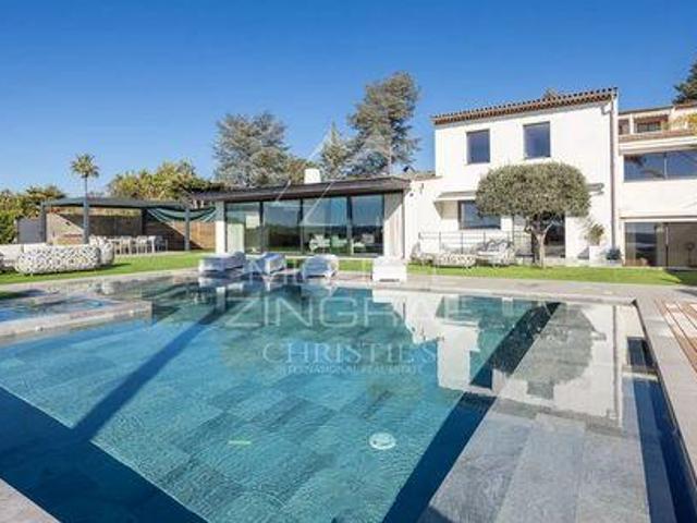 Villa 6 chambres, Villeneuve loubet Provence Alpes Côte d'Azur 06270 DS98929315