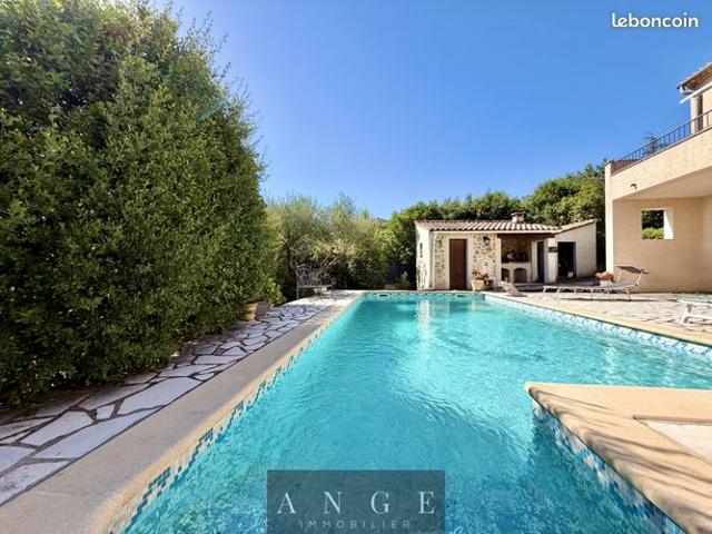 Villa 6 pièces 110 m²