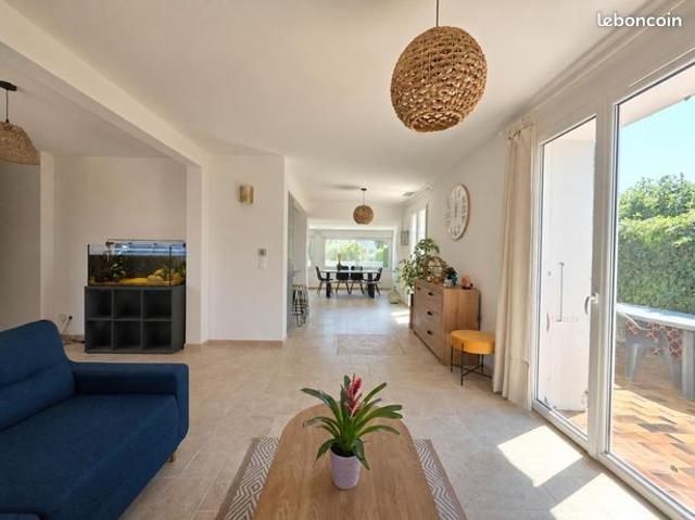 Villa 6 pièces 135 m²