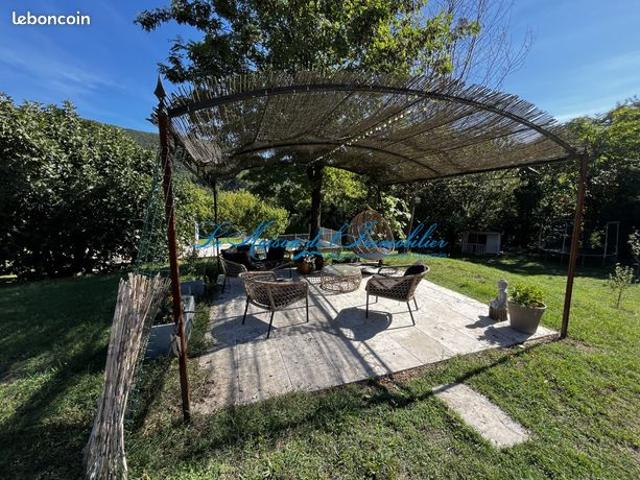 Villa 6 pièces 136 m²