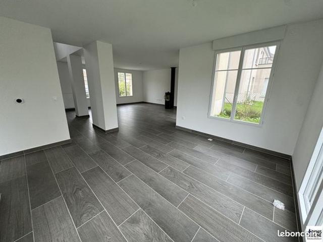 Villa 6 pièces 145 m²