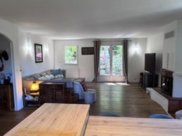 Villa 6 pièces 147 m²