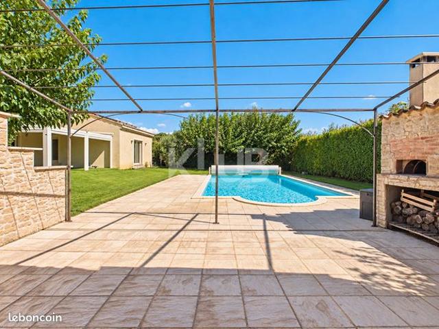 Villa 6 pièces 156 m²