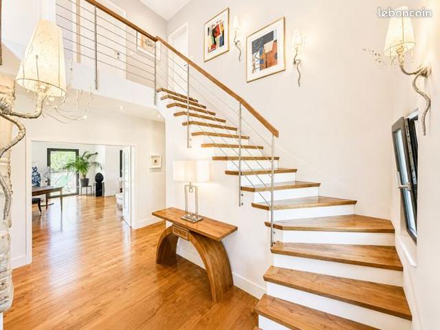 Villa 6 pièces 183 m²