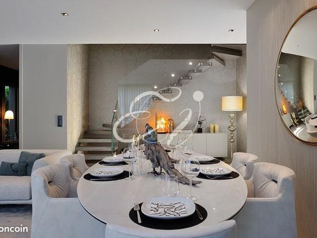 Villa 6 pièces 191 m²