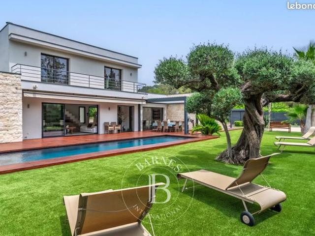 Villa 6 pièces 195 m²