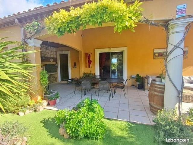 Villa 6 pièces 200 m²