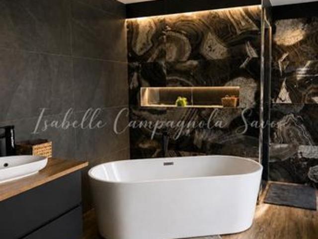 Villa 6 pièces 395 m²