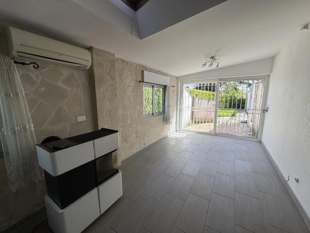 Villa 6 pièces de 145 m² à Sauzet avec piscine