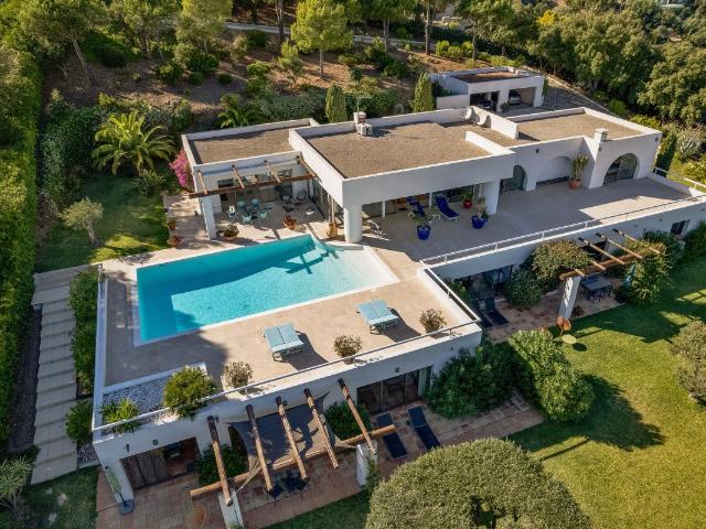 Villa prestige 369m² piscine – Sainte Maxime