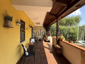 Villa 6 vani 200mq