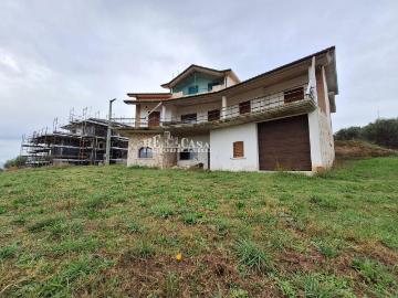 Villa 6 vani 280mq