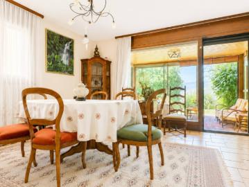 Villa 6.5 Zimmer