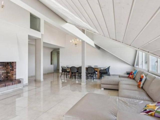 Villa 6.5 Zimmer