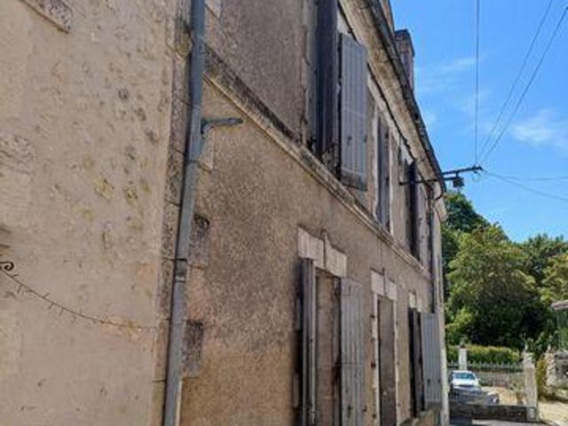 Villa 7 chambres, Chalais Poitou 16210 DS100777773