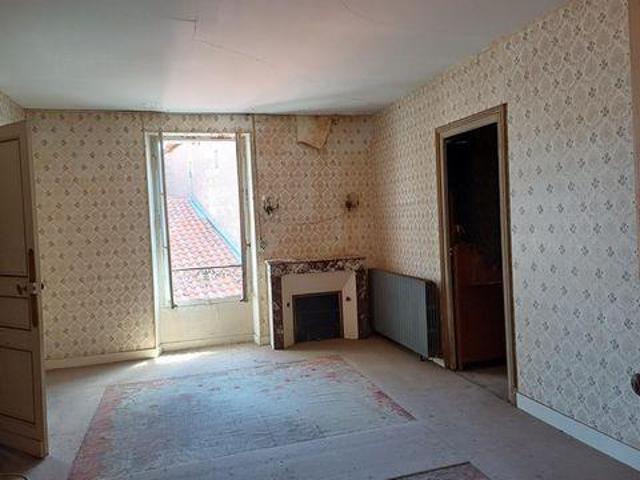 Villa 7 chambres, Chalais Poitou 16210 ES100777773