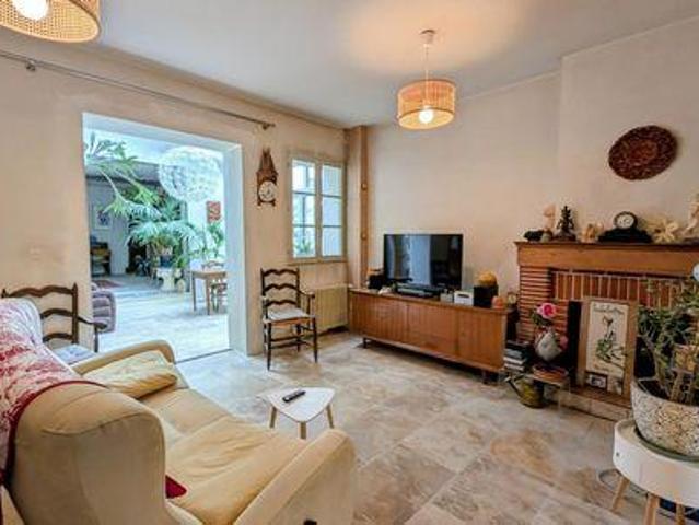 Villa 7 chambres, Chinon Centre 37500 DS102058809