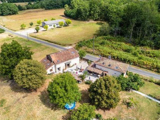 Villa 7 chambres, Combiers Charente 16320 DS104073591