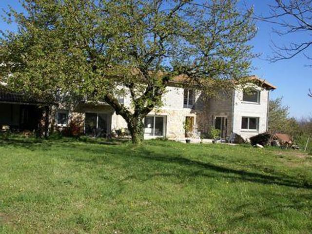 Villa 7 chambres, Hostun Rhône 26730 DLS100223785