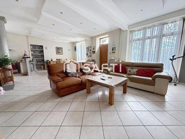 Villa 7 chambres, Izeaux Rhône 38140 ES100778334