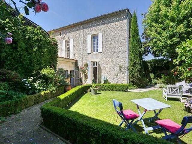 Villa 7 chambres, Pujols Aquitaine 33350 DS96310733