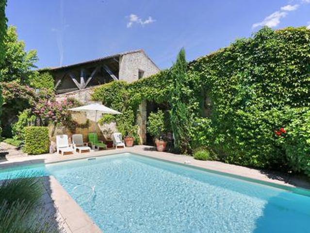 Villa 7 chambres, Pujols Aquitaine 33350 ES96310733