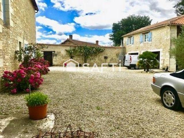 Villa 7 chambres, Verrue Poitou 86420 DS98545226