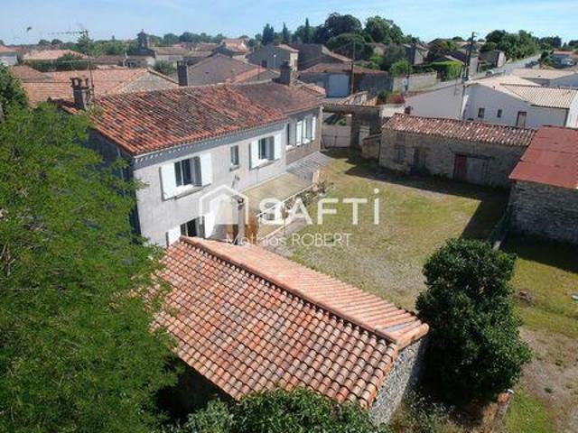 Villa 7 chambres, Villejoubert Poitou 16560 ES101622907