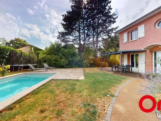 Villa 7 pièces 158 m²