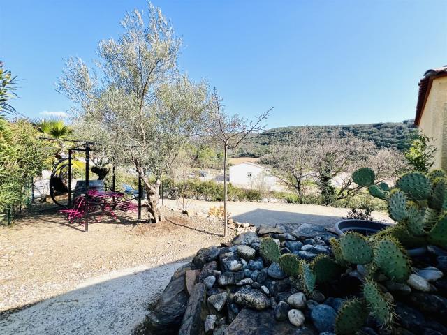 Villa 7 pièces 162 m2 habitables + 62 m2 d’annexes Terrain d. 167m² Le Bosc
