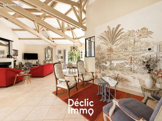 Villa 7 pièces 173 m²