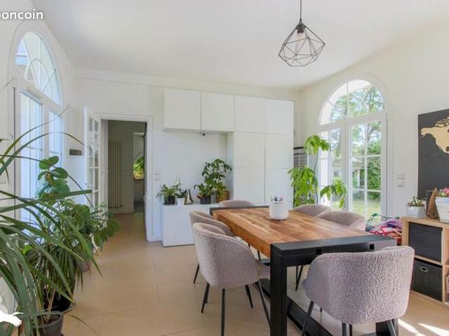 Villa 7 pièces 178 m²