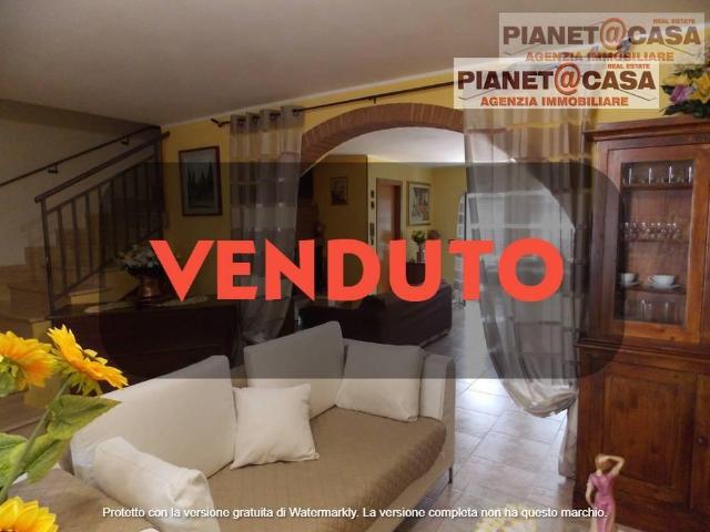 Villa 7 vani 230mq